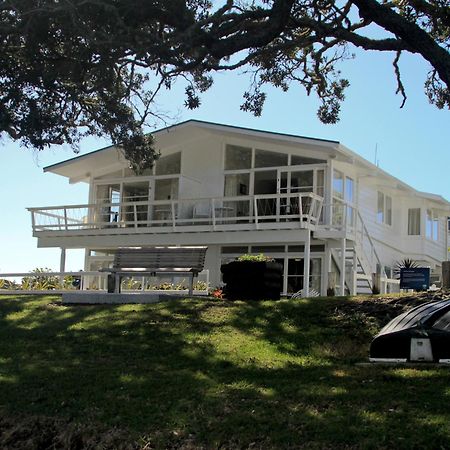 Hananui Lodge And Apartments Russell Exteriör bild